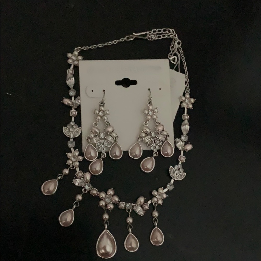 Liz Claiborne set